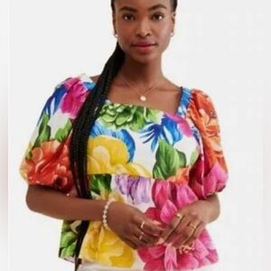 NWT!❤️Farm Rio❤️ Chita Rainbow Top